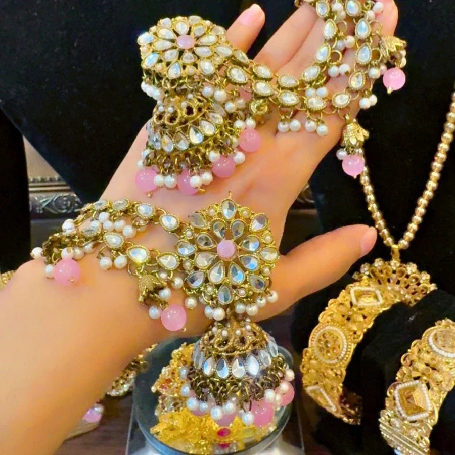 Earings
