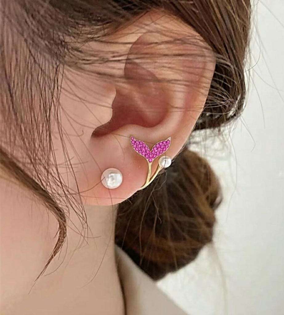 AUJ-939 Korean Fish Tail Earrings – BLACK