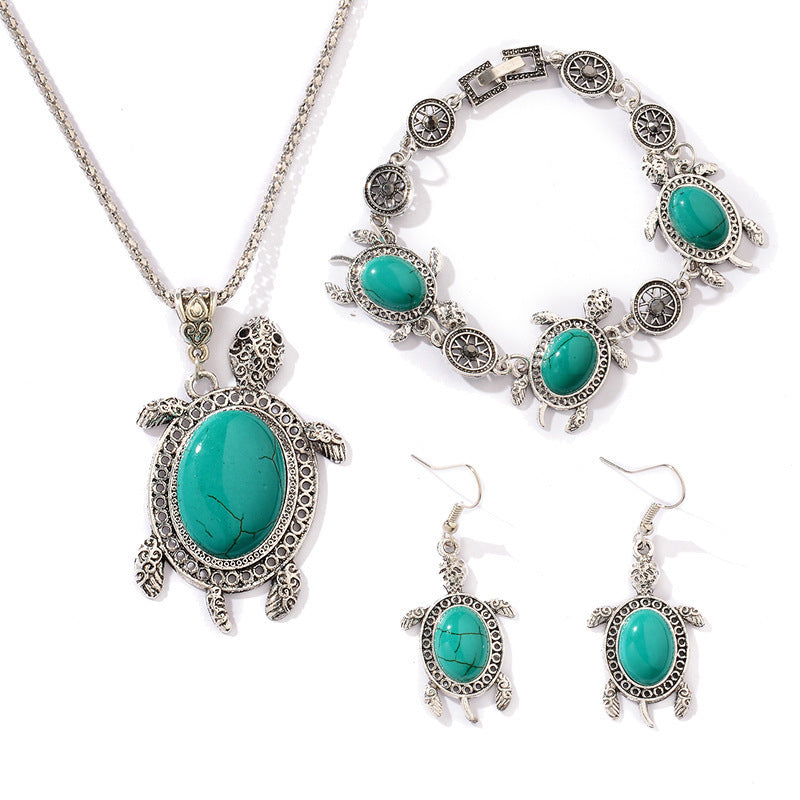 Funky Gold Plated Crystal Necklace Set